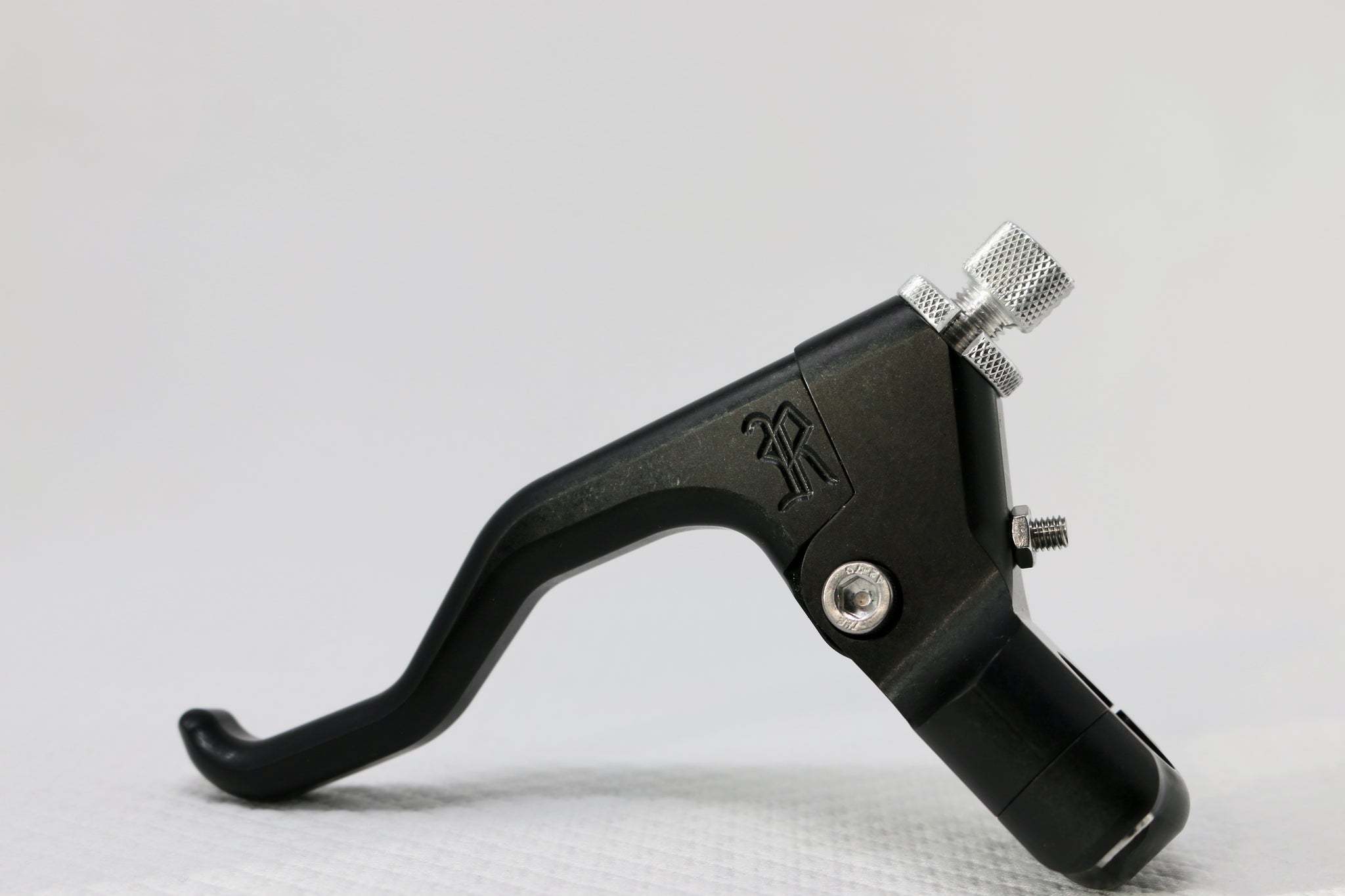 リッキー　② Two Finger Universal Trigger Series Tumbled RSC Lever – Righteous